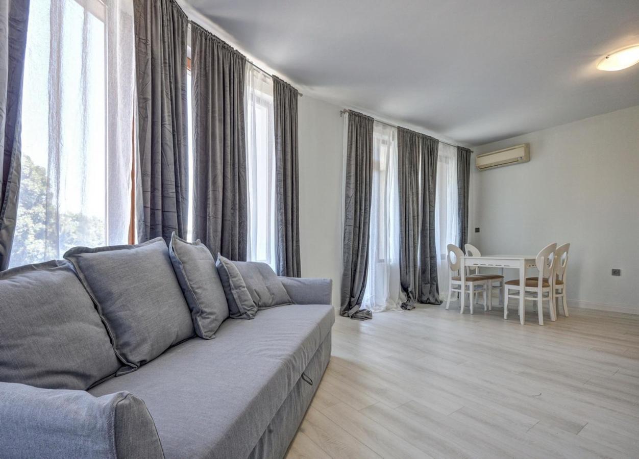 Continental * Golden Sands