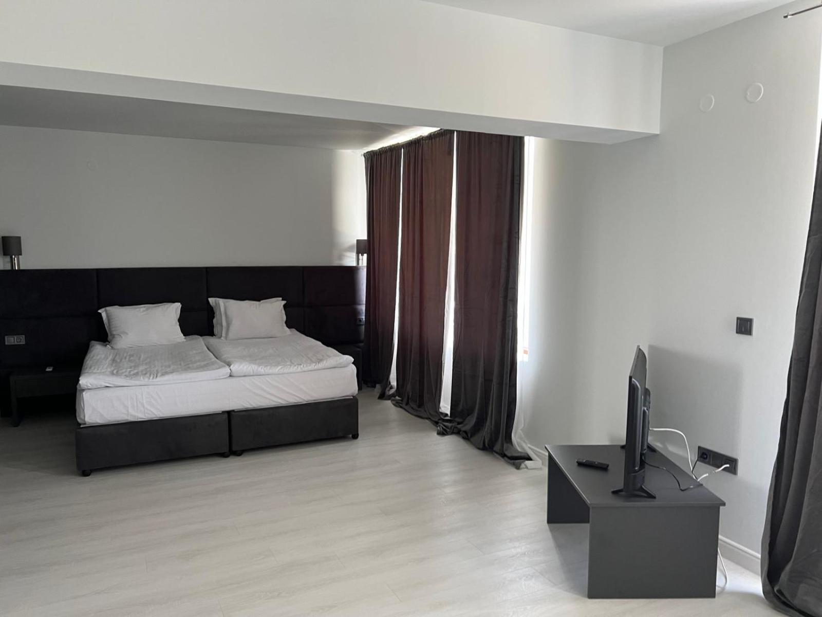 Continental Aparthotel *