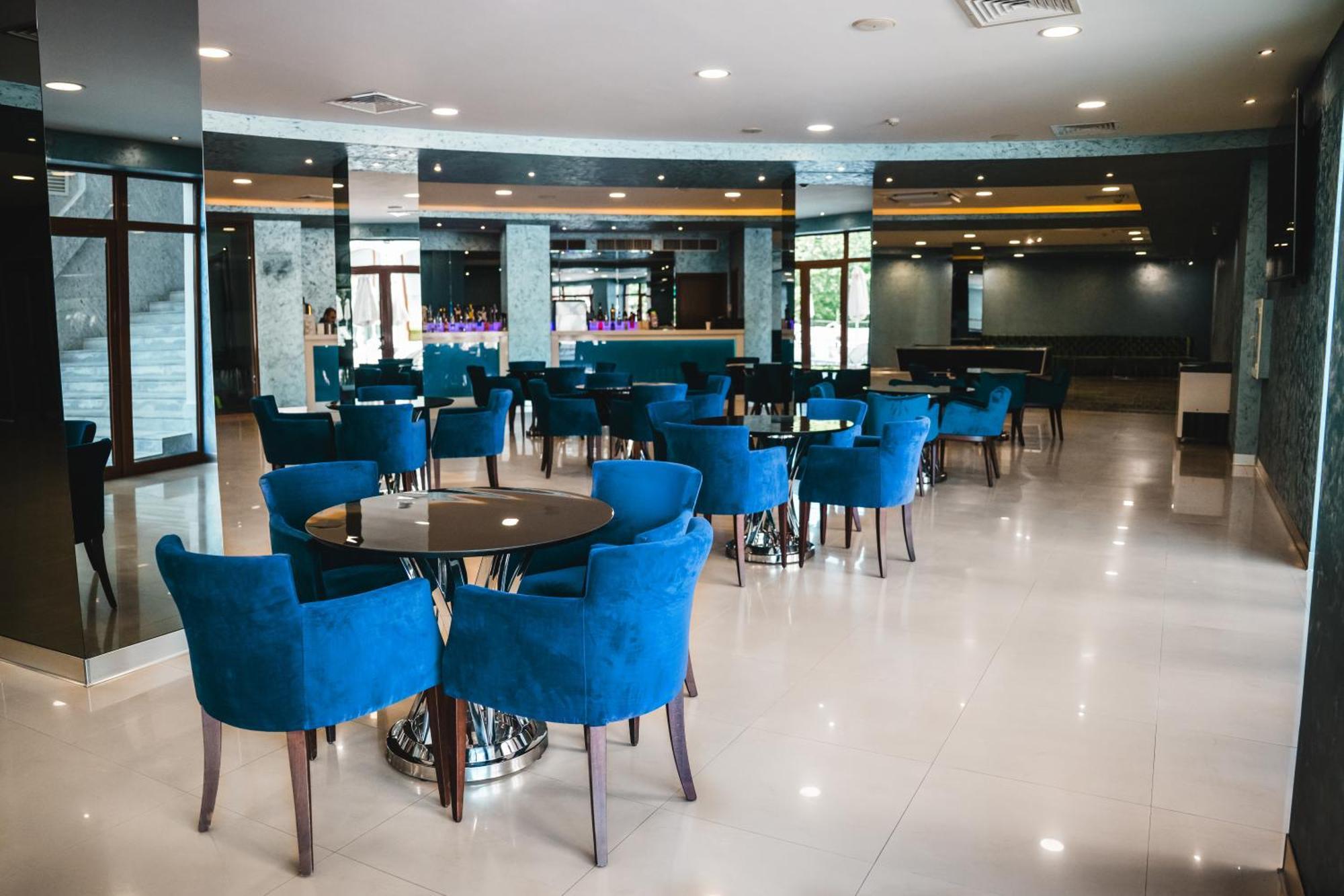 Continental Aparthotel *
